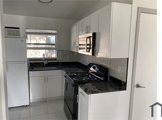 6045 Buchanan St, Hollywood, FL 33024