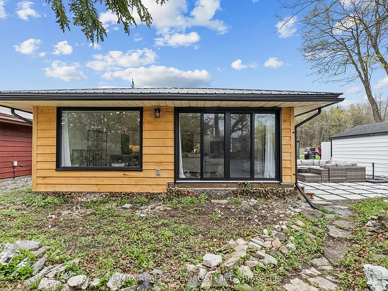 87 Cedar Dr — Photo 44