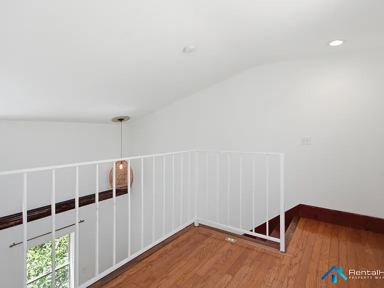 4139 Cahuenga Blvd #102 — Photo 19