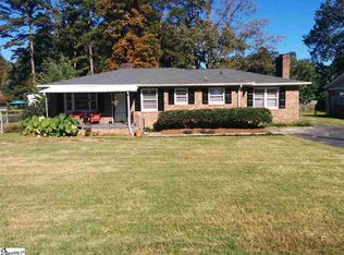 103 Hale Dr, Taylors, SC 29687