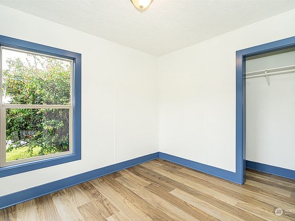 3rd image of 212 N Market Street