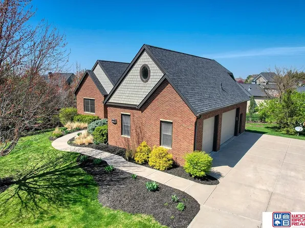 9510 Koi Rock Dr, Lincoln, NE 68526