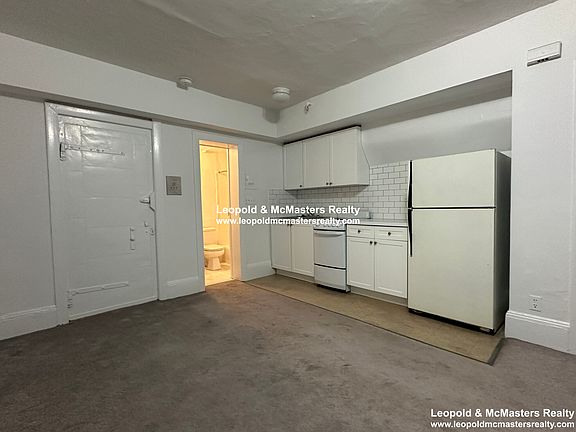 4th image of 20 Mount Vernon St APT B1