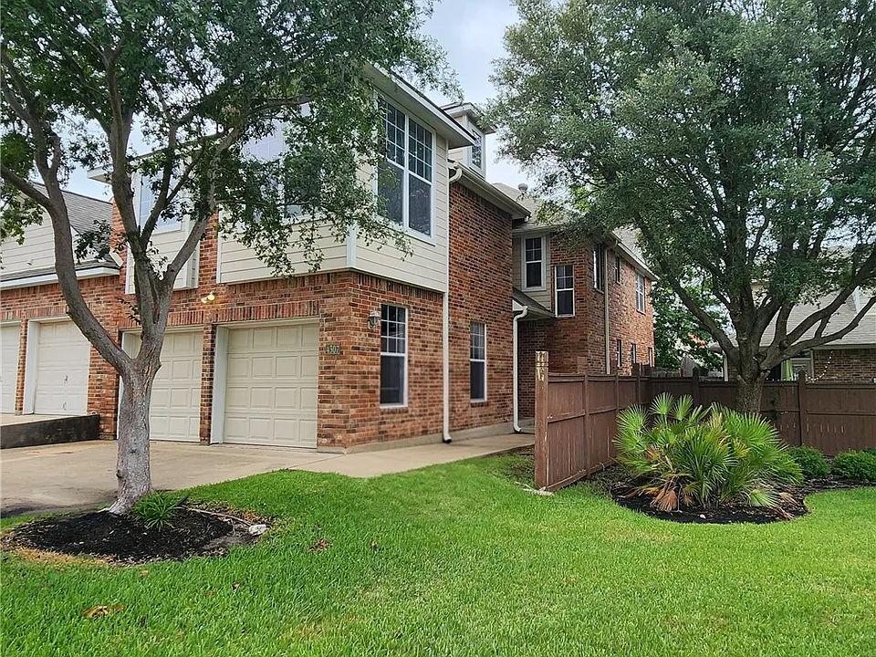 4307 Spring Hill Dr