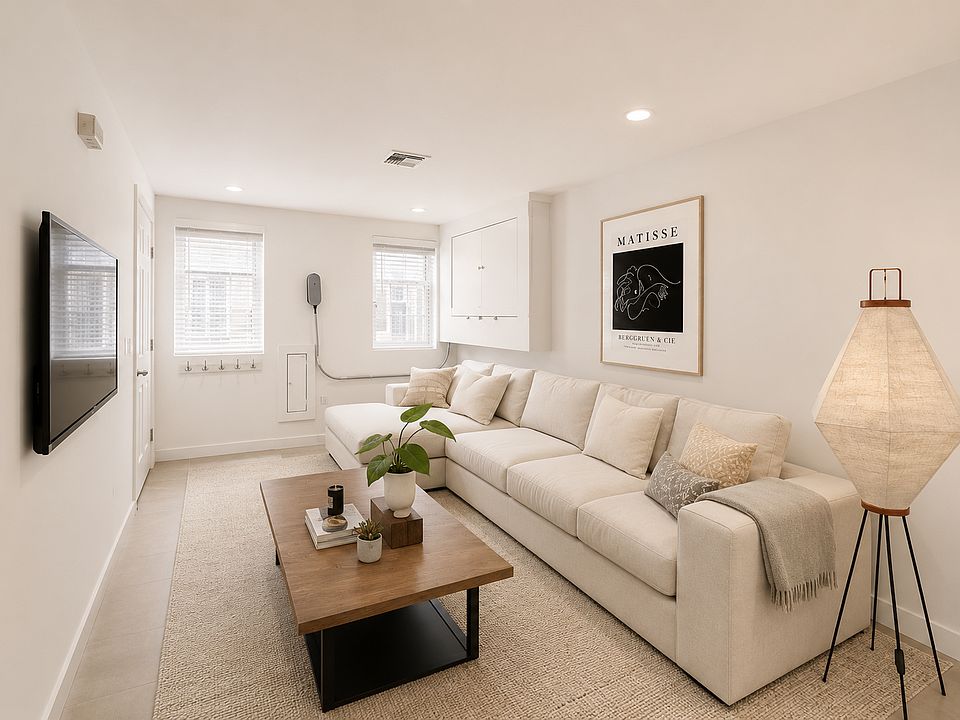 1st image of 73 Harman St #1