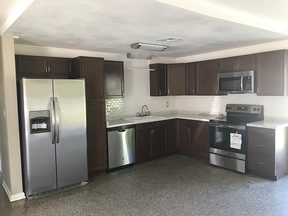 1st image of 712 Larry Dr