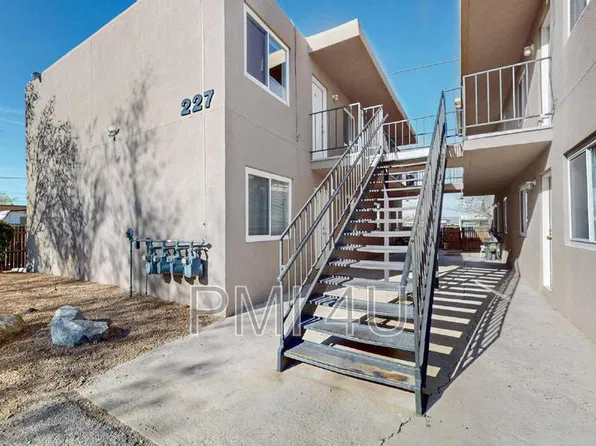 227 Tennessee St NE, Albuquerque, NM