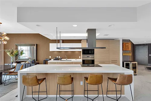 17111 Biscayne Blvd #1709 Photo 1
