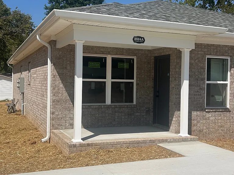 2524 Faulkner Dr #A — Photo 2