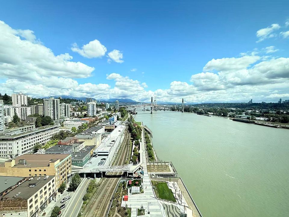 1st image of 660 Quayside Dr #2103