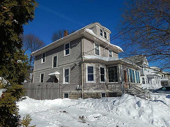 4th image of 97 Verndale Ave