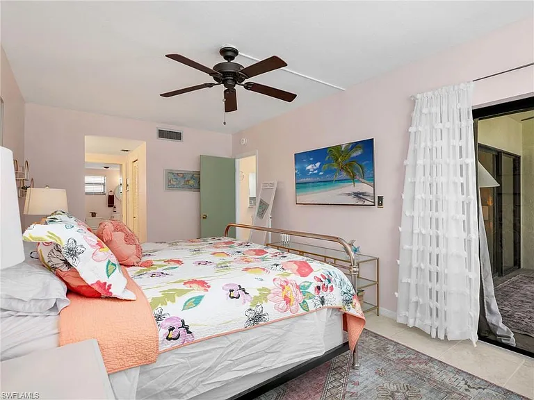 801 River Point Dr #203A — Photo 16