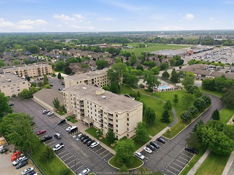 325 Village Grove Dr #409 — Photo 1
