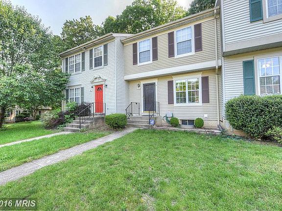 2nd image of 6 Tall Oaks Ct