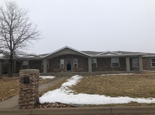 1456 4th St, Friend, NE 68359
