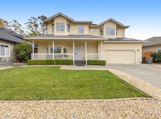 3504 Banyan St, Santa Rosa, CA 95403