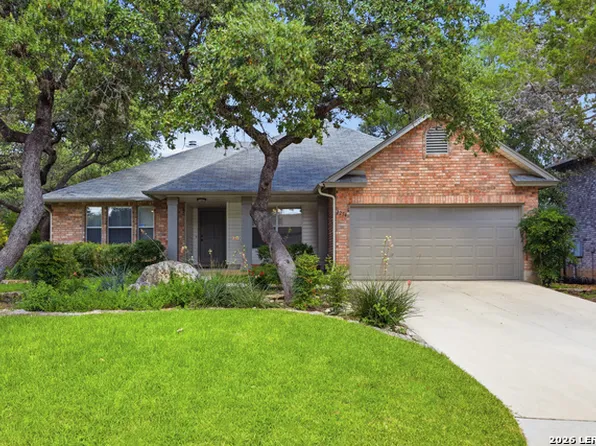 2254 Indian Meadows Dr, San Antonio, TX 78230
