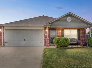 7210 S Fir Pl, Broken Arrow, OK 74011