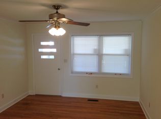 705 Pennington Ave, Thomasville, NC 27360
