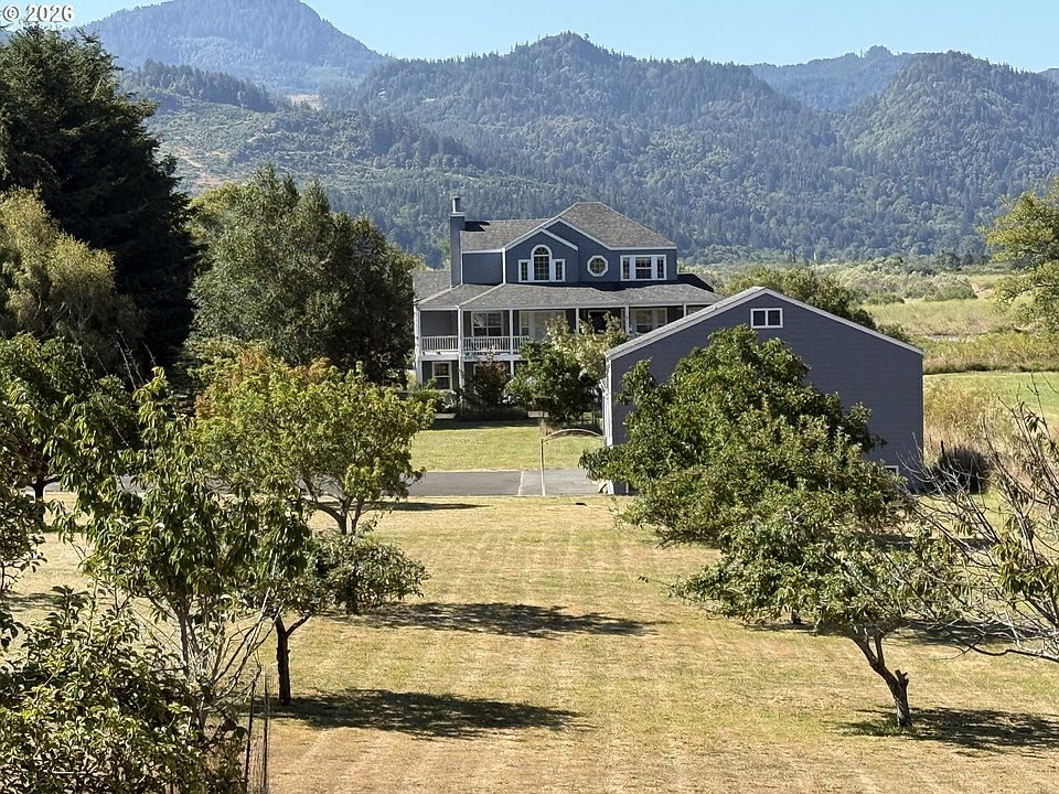 1st image of 95570 N Bank Rogue River Rd