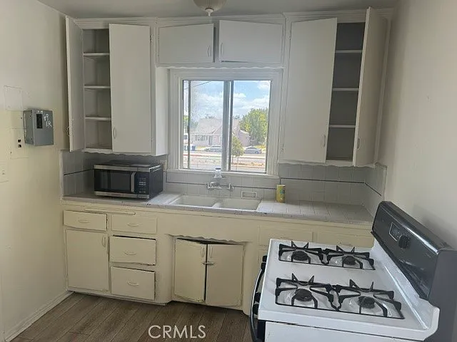209 N 7th St — Photo 5
