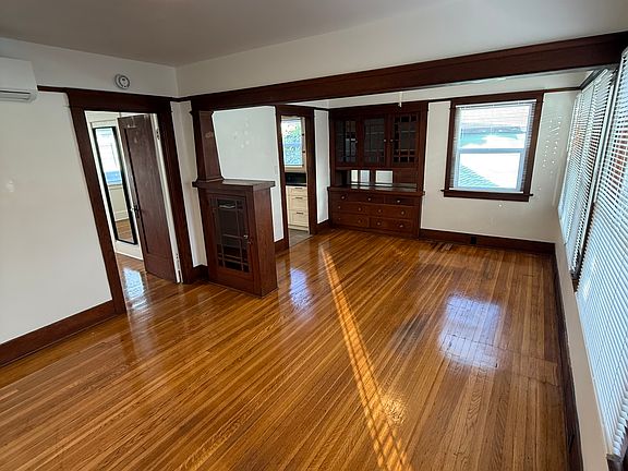 3rd image of 2564 B St