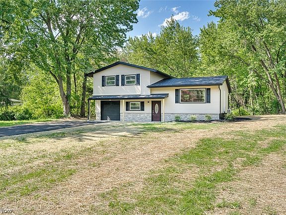5th image of 6967 Tamarack Dr