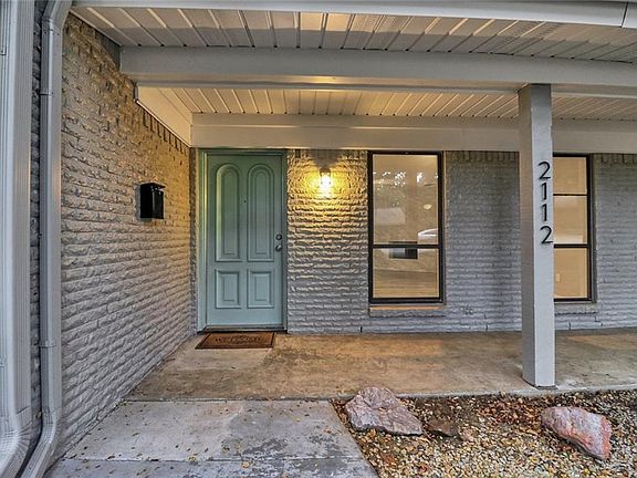 2nd image of 2112 Yosemite Ct