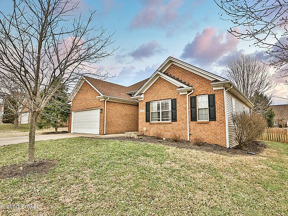 2nd image of 4012 Heron Dr