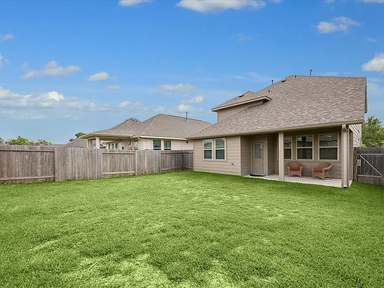 1189 Bluebonnet Trl — Photo 22