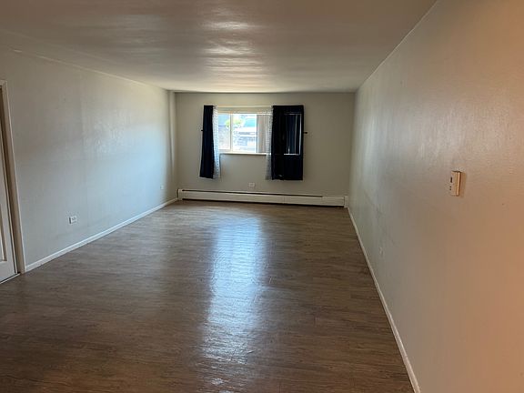 5th image of 5601 W Warren Ave #3