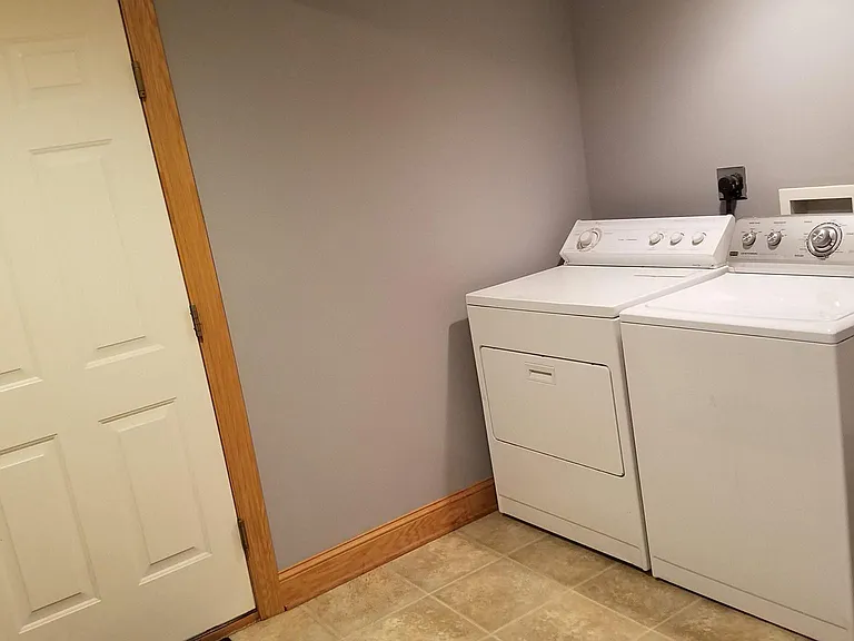 1500 Circle Dr — Photo 20