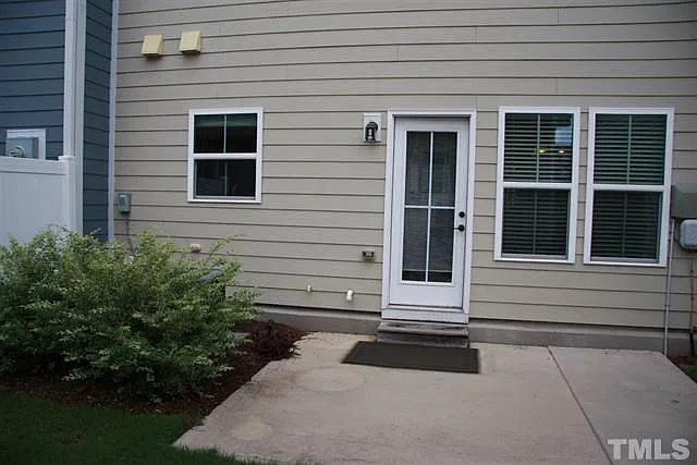 1013 Semora Ln — Photo 24
