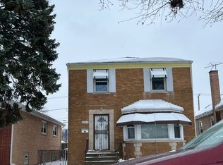 8105 S Sawyer Ave, Chicago, IL 60652