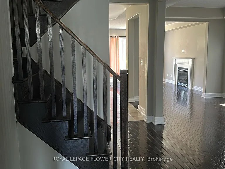 1765 Shelburne St — Photo 31