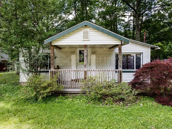 3332 Hiwood Ave, Stow, OH 44224