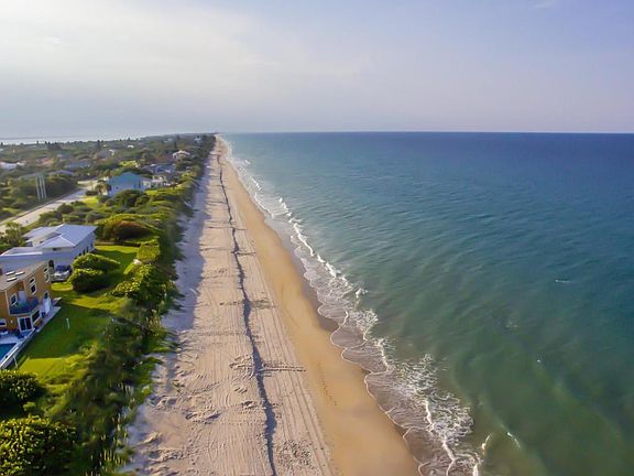 5th image of 275 Sea Dunes Dr
