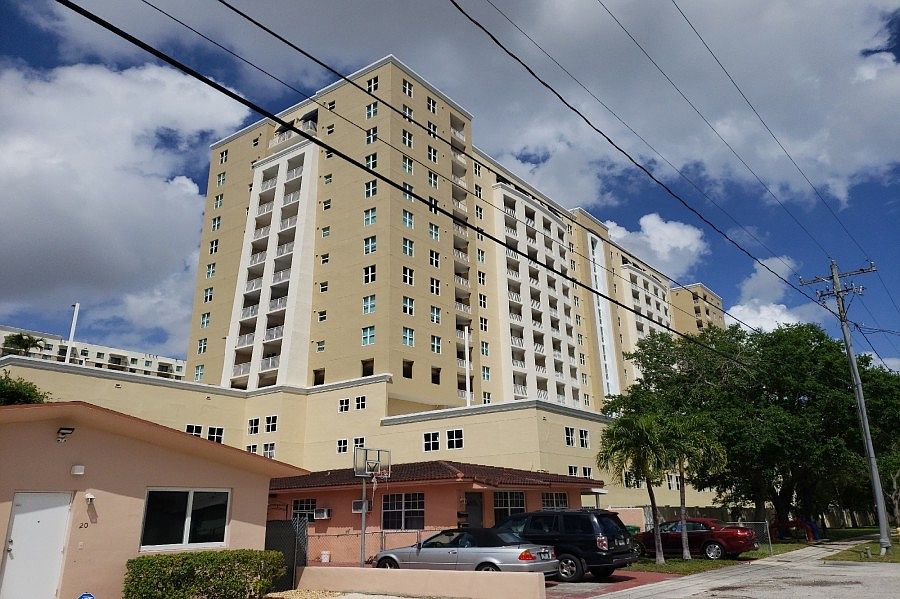 1st image of 117 NW 42nd Ave APT 601