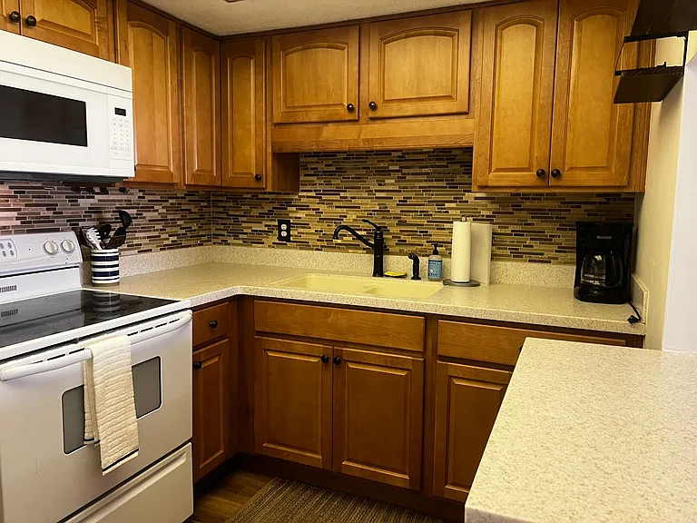 340 Base Ave E #314 — Photo 10