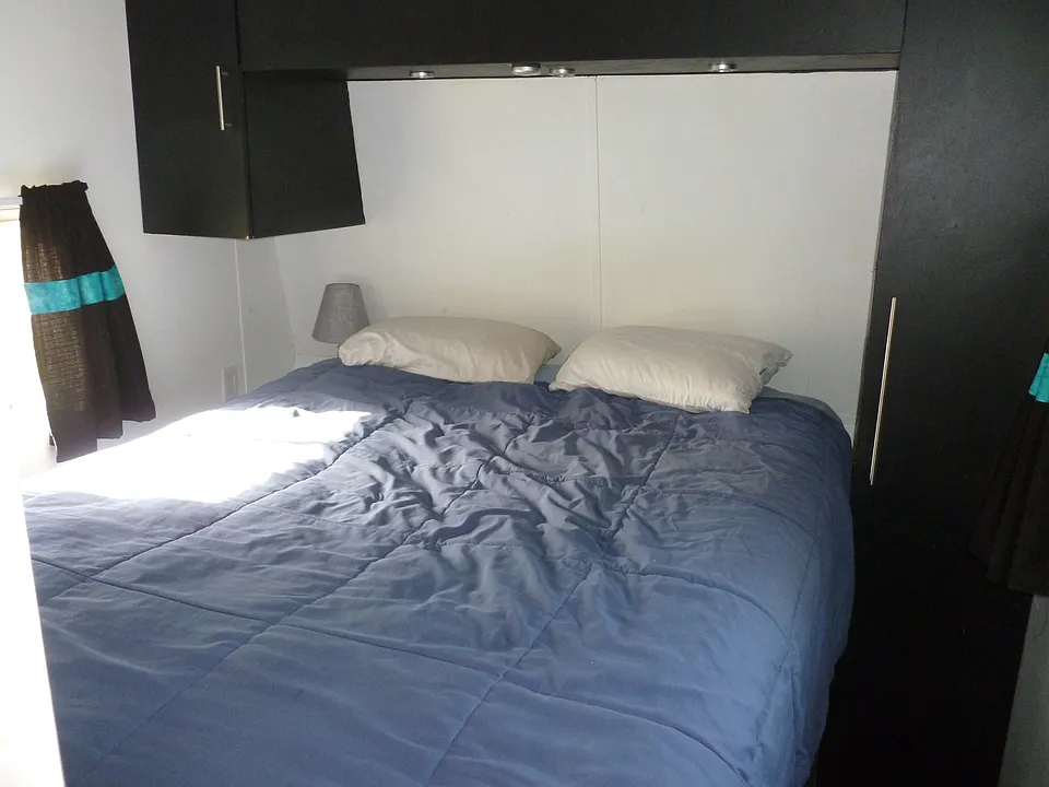 Queen size bed with storage below