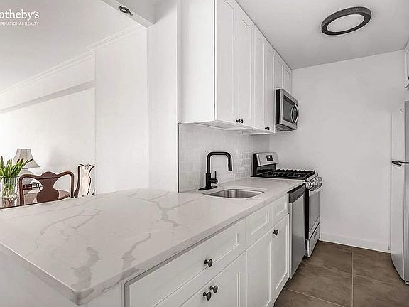 5th image of 444 E 86th St APT 28E