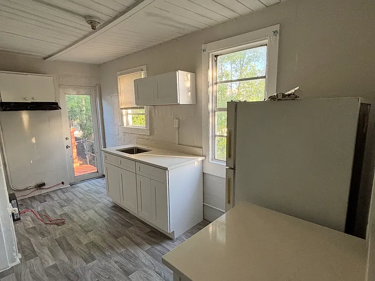 1005 W Arch St #C — Photo 7