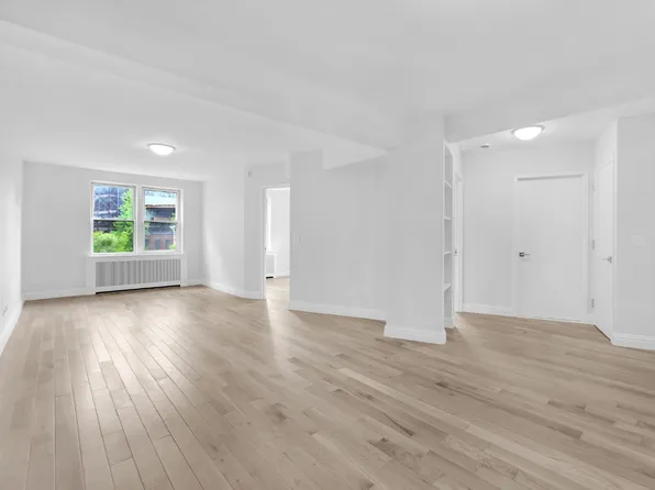 780 Greenwich Street image 1 of 12