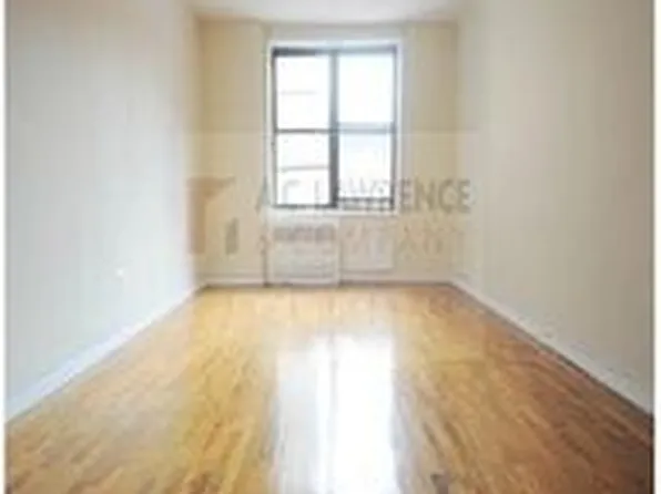 295 W 11th St #2, New York, NY 10014