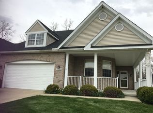 10308 River Run Ln, North Royalton, OH