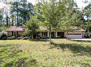 245 Powell Dr, Roswell, GA 30076