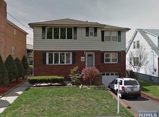 14 W Edsall Ave, Palisades Park, NJ 07650