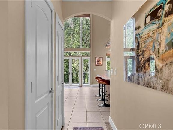 4th image of 291 Thistle Ln