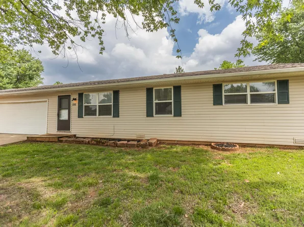 1116 N Drury Avenue, Springfield, MO 65802