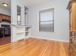 1110 W Dickens Ave #2, Chicago, IL